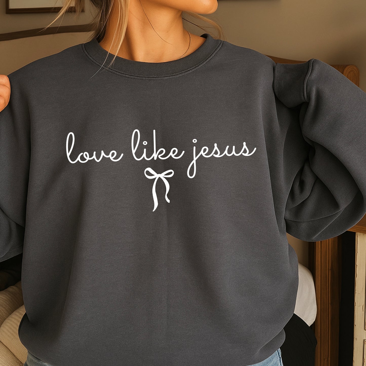 Love Like Jesus Christian Graphic Crewneck Sweatshirt