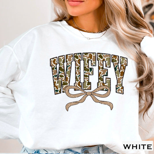 Wifey Camo Graphic Crewneck Sweatshirt