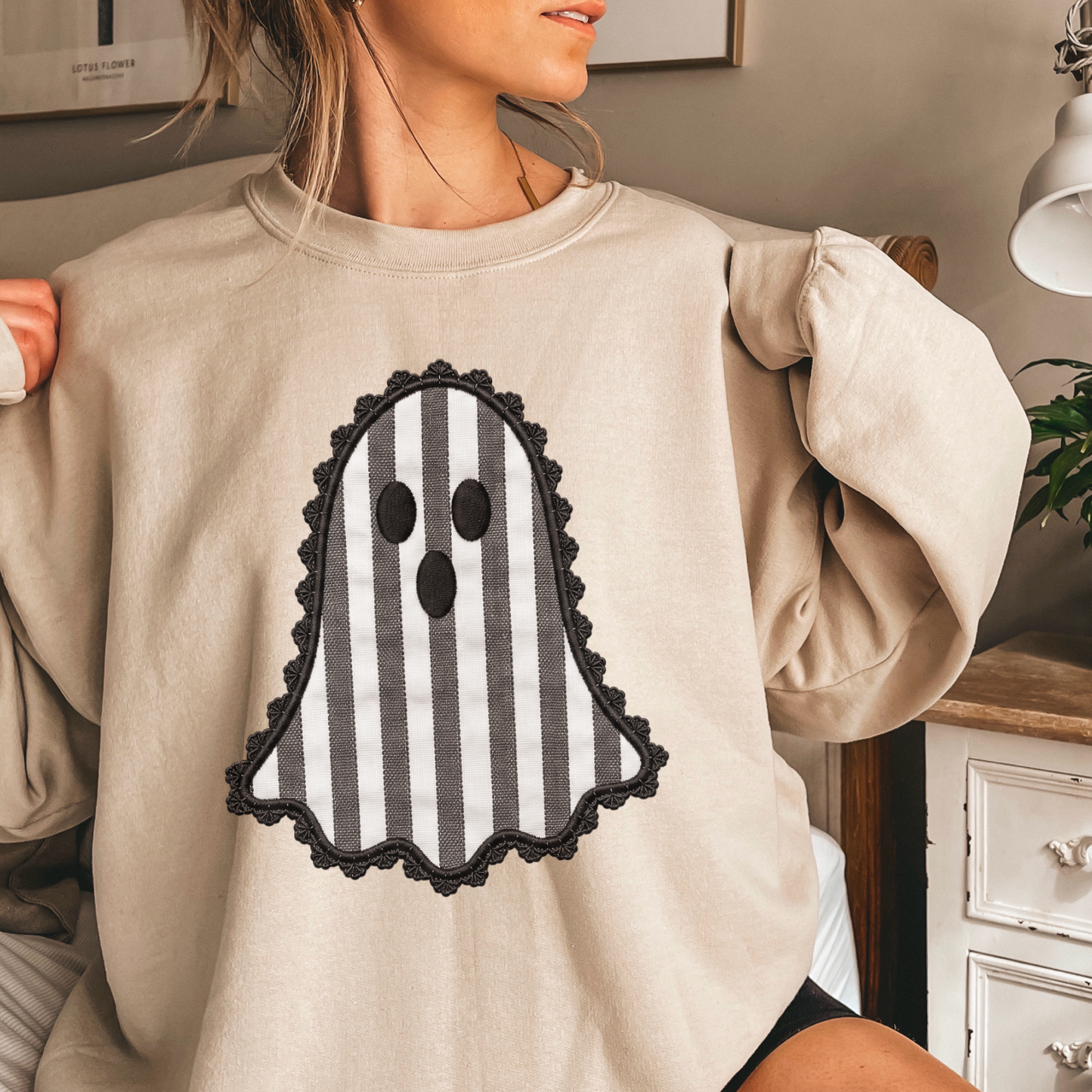 Lace Ghost Halloween Crewneck Sweatshirt