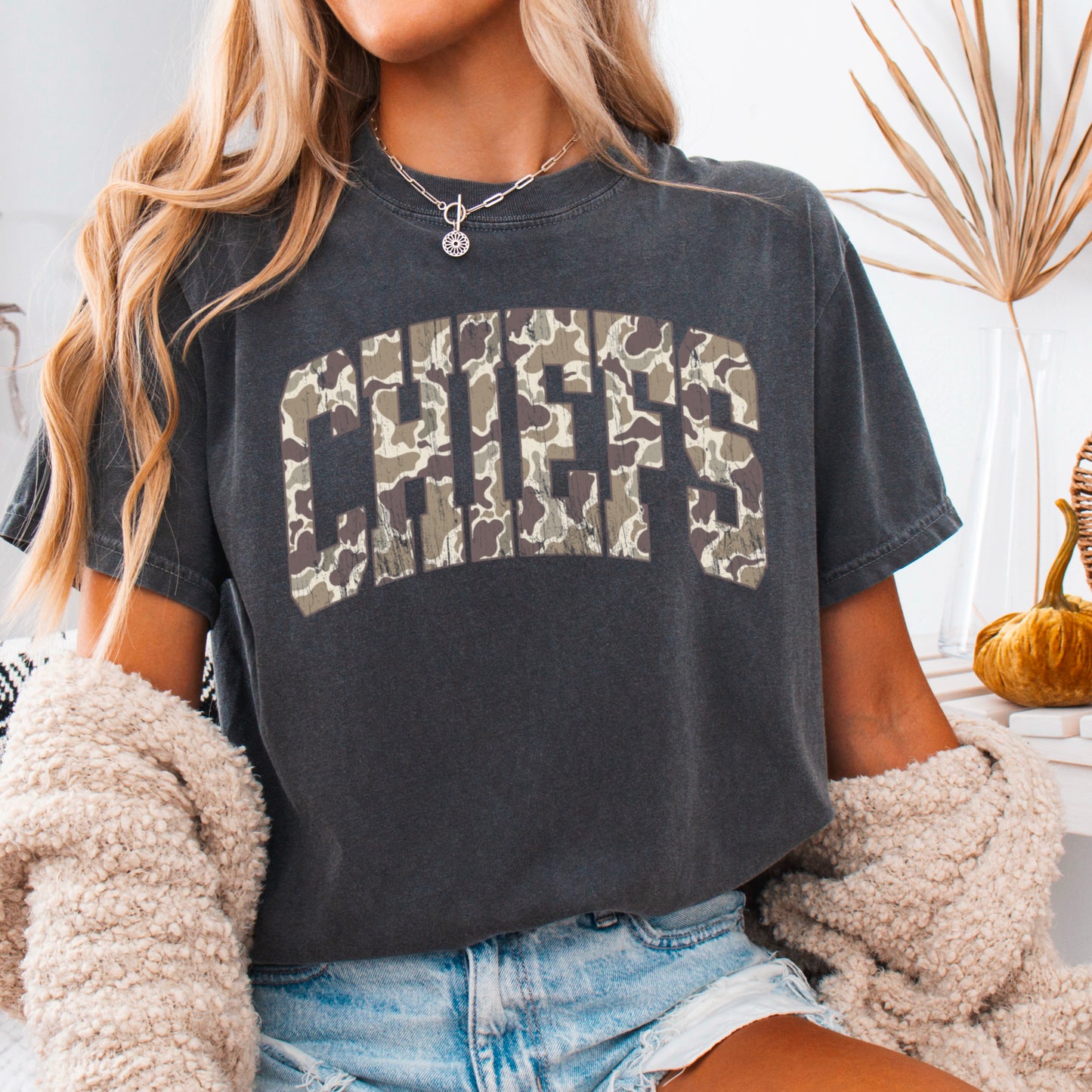 Chiefs Camo Comfort Color Graphic Tee