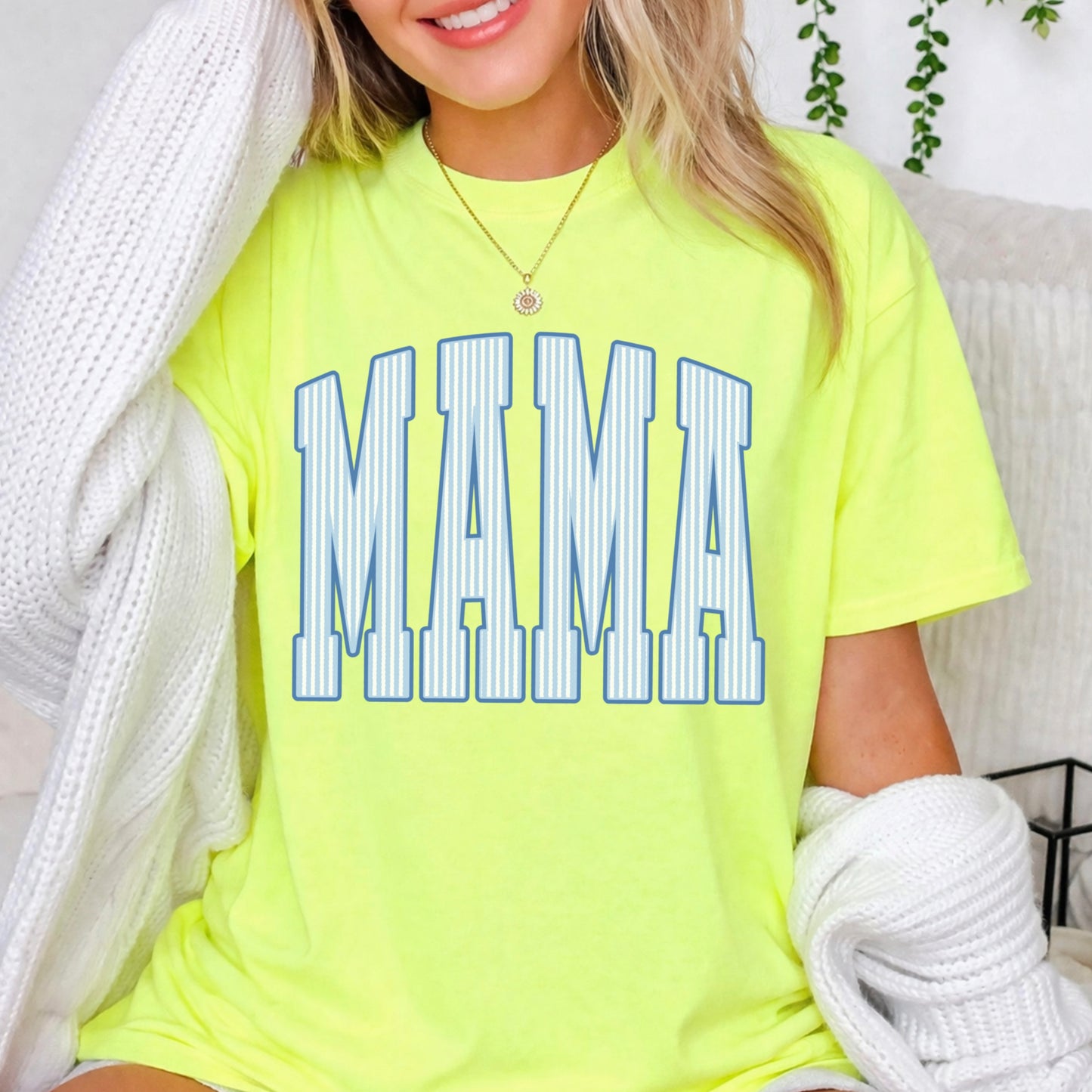Mama Comfort Color Graphic Tee