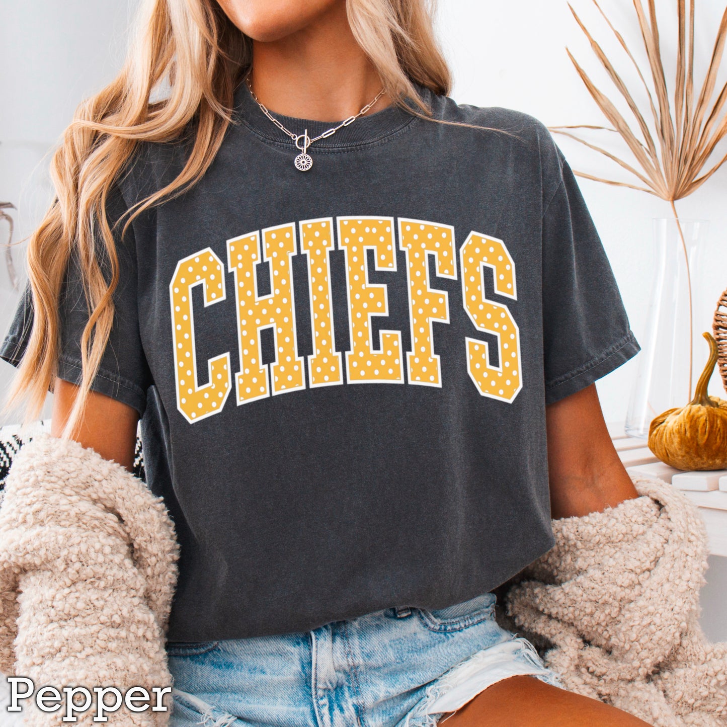 Chiefs Comfort Color Graphic Tee