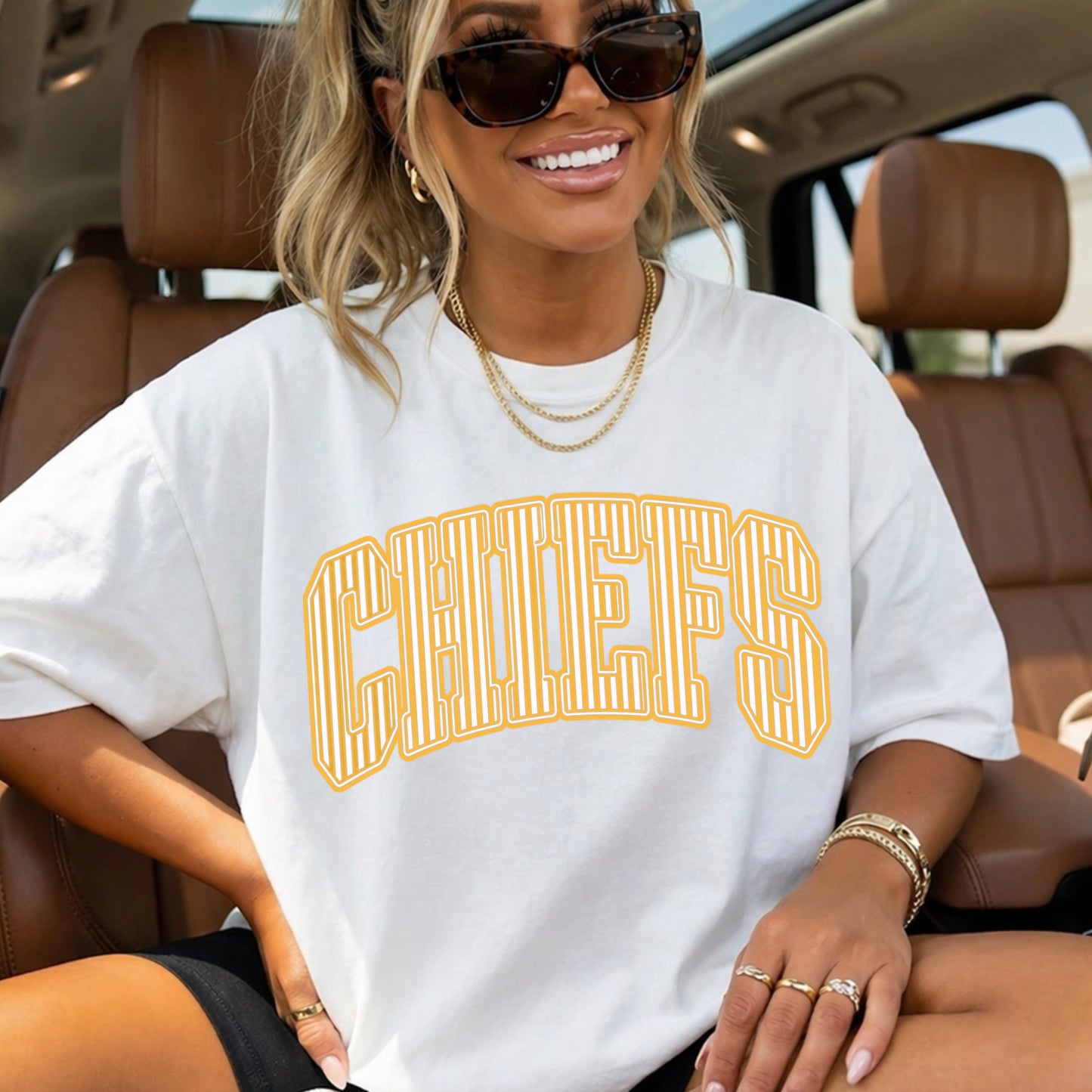 Chiefs Comfort Color Graphic Tee