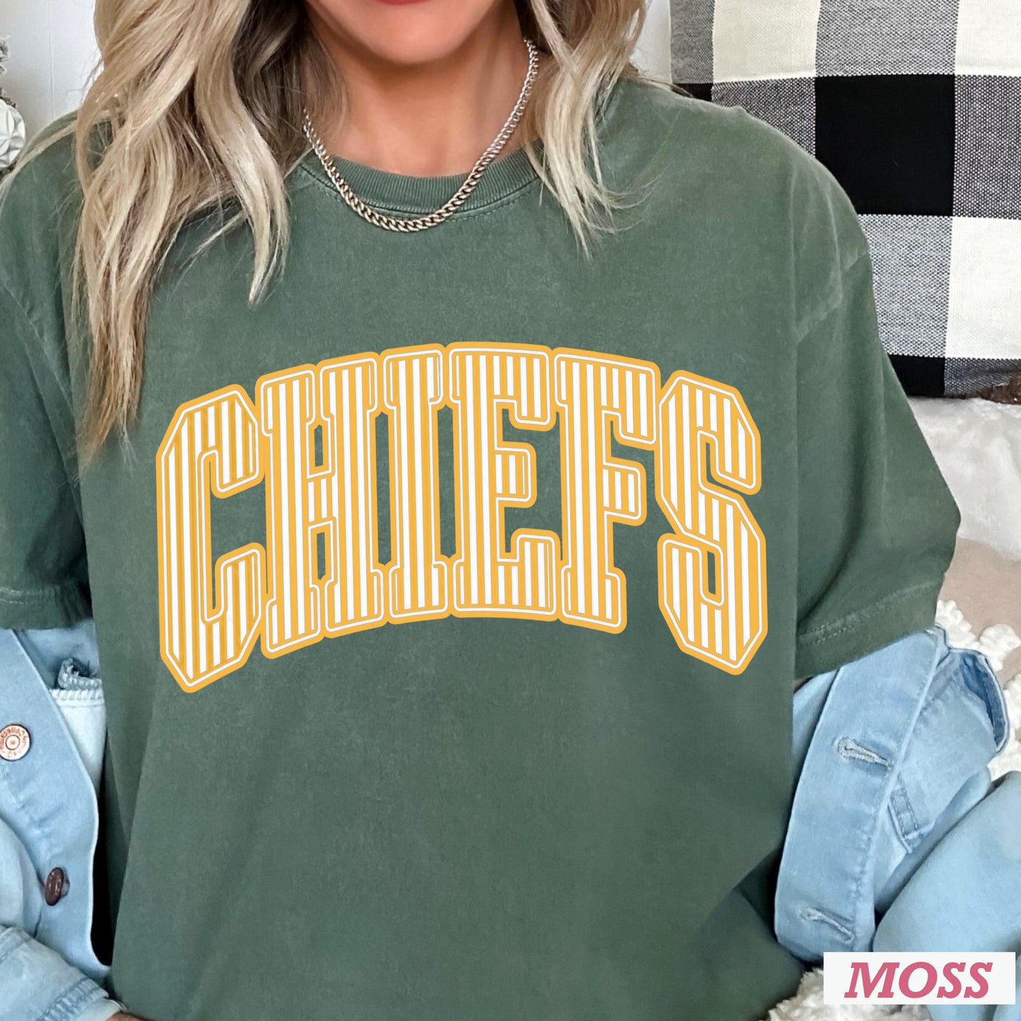 Chiefs Comfort Color Graphic Tee