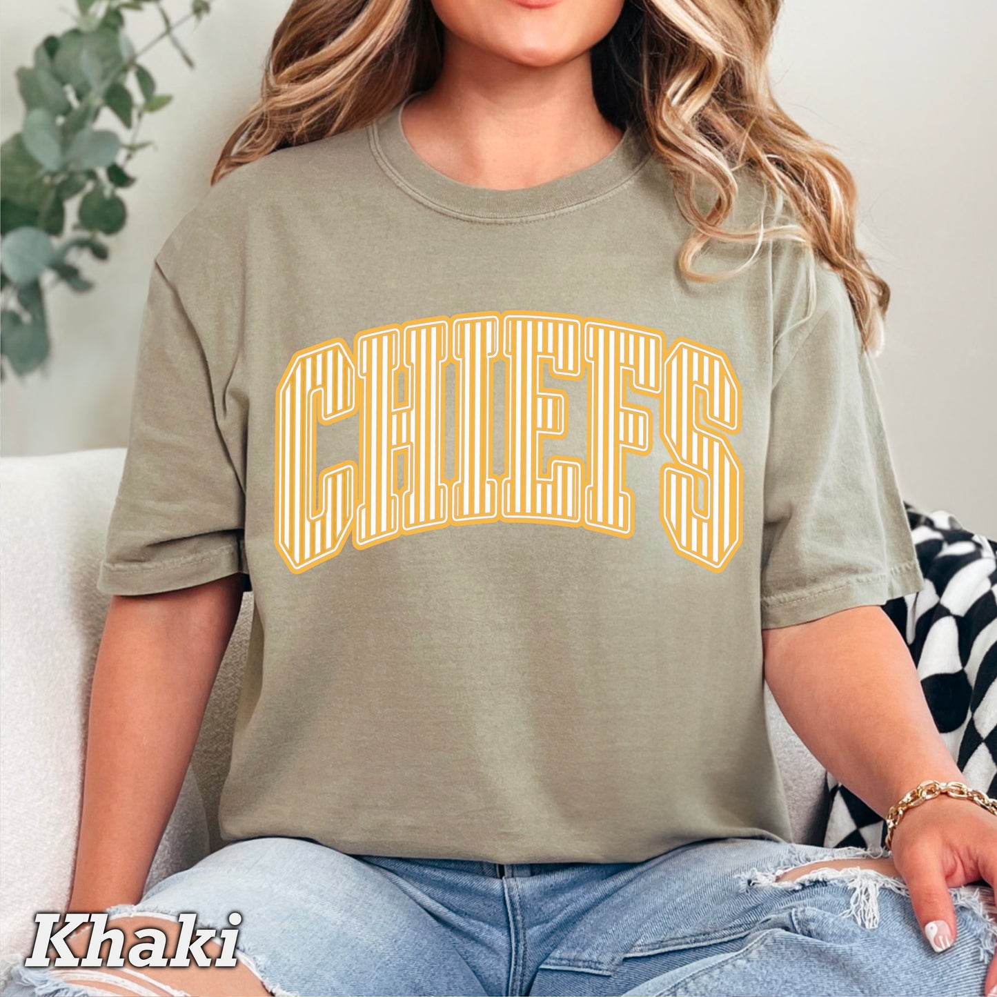 Chiefs Comfort Color Graphic Tee