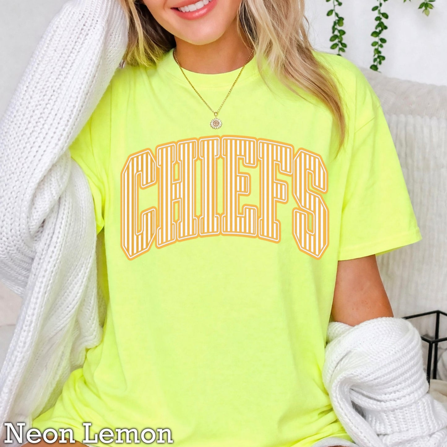 Chiefs Comfort Color Graphic Tee