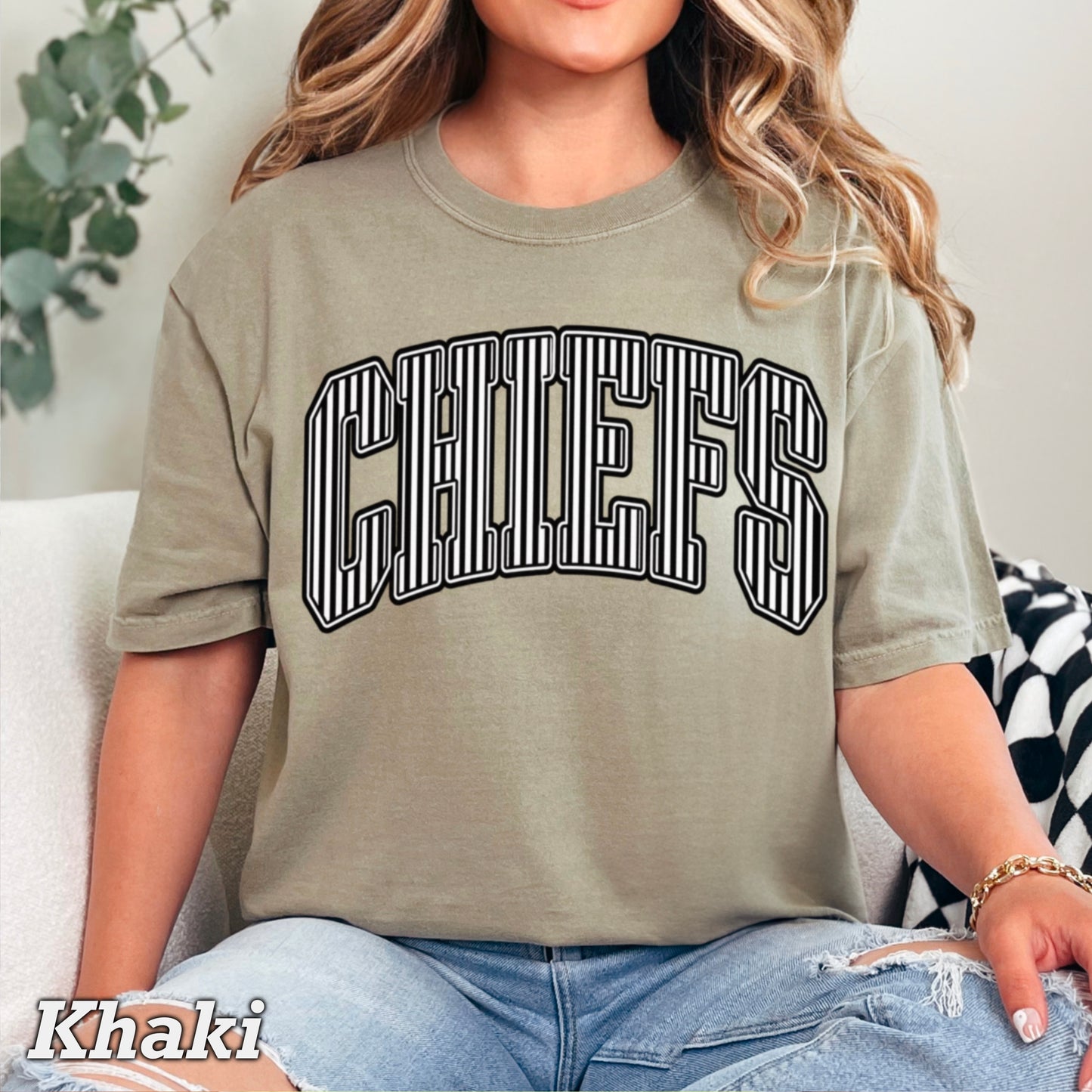 Chiefs Comfort Color Graphic Tee