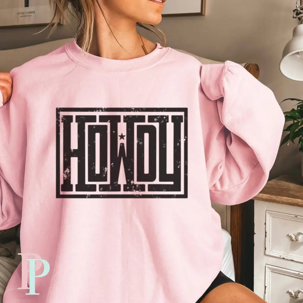 Howdy Crewneck Sweatshirt Pink / Small