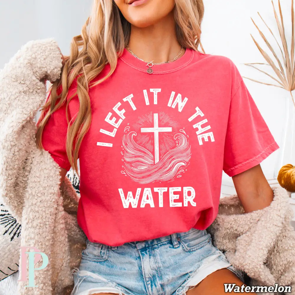 I Left It In The Water Comfort Color Graphic Tee
