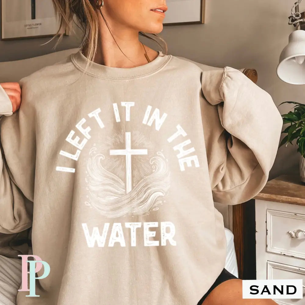 I Left It In The Water Crewneck Sweatshirt Sand / Small