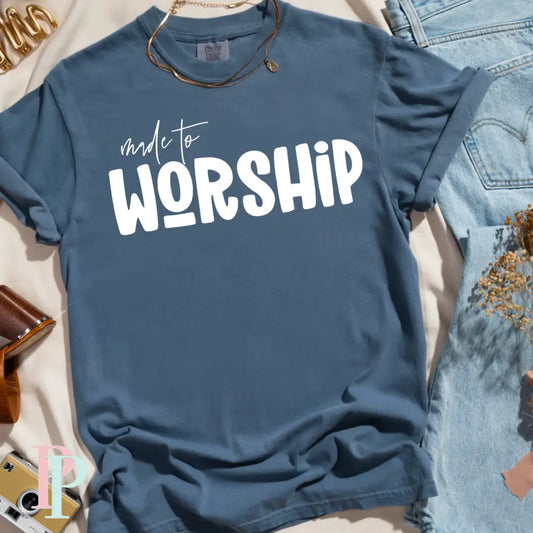 Made To Worship Comfort Color Graphic Tee